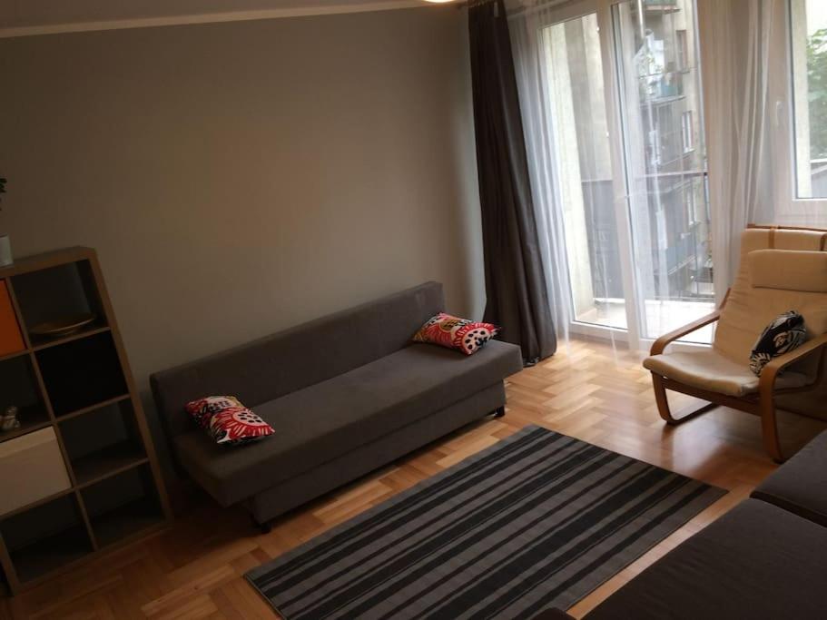 57 Lobzowska Bright Apartment Krakow Luaran gambar
